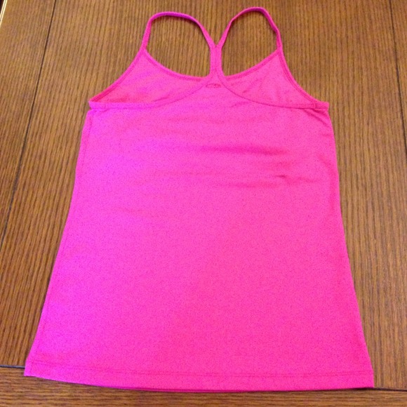 BUNDLED - Workout Tank Top! - Picture 2 of 4