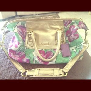 Coach Purse -Floral ...👜🎀