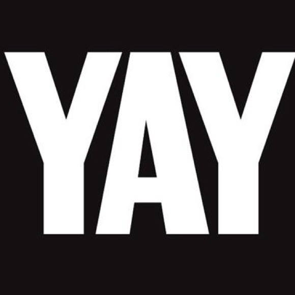 OVER 416,000 FOLLOWERS🎉💋🎉 - Picture 2 of 3