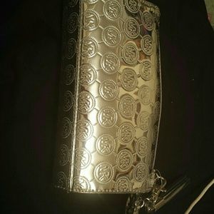 Just reduced!!! Michael kors makeup bag