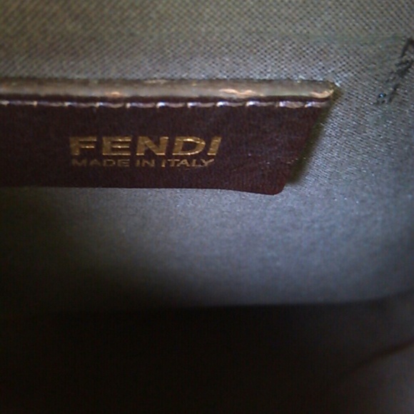 Cross are hang - Picture 2 of 2