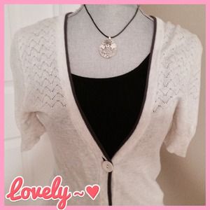 Matrix lightweight shortsleeve cardigan.