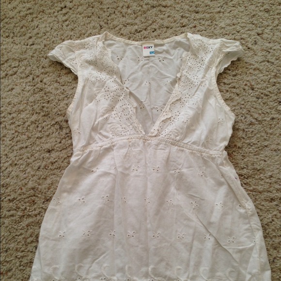 Roxy Cream Eyelet Top. Used. Sz small