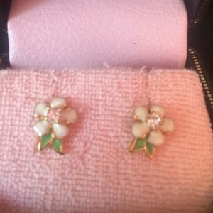 Juicy flower earrings