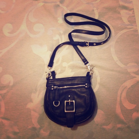 Gap leather crossbody nwt