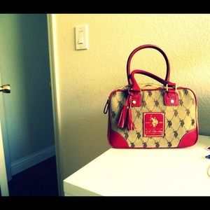 *Almost New* US POLO ASSN Handbag