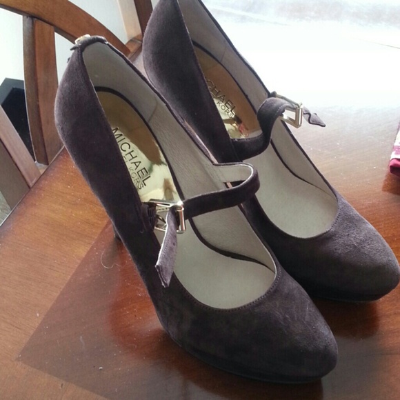 BEAUTIFUL MICHAEL KORS SOLD