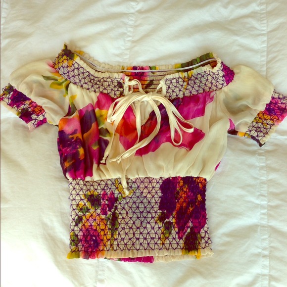 ✨SOLD - bundled ✨ Forever 21 floral crop