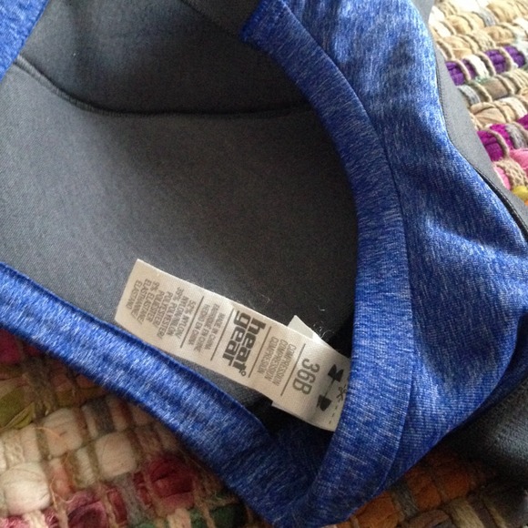 Under Armour sport bra.⭕️🚫sold - Picture 2 of 3