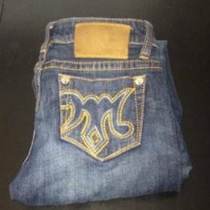 Woman's Mek size 25