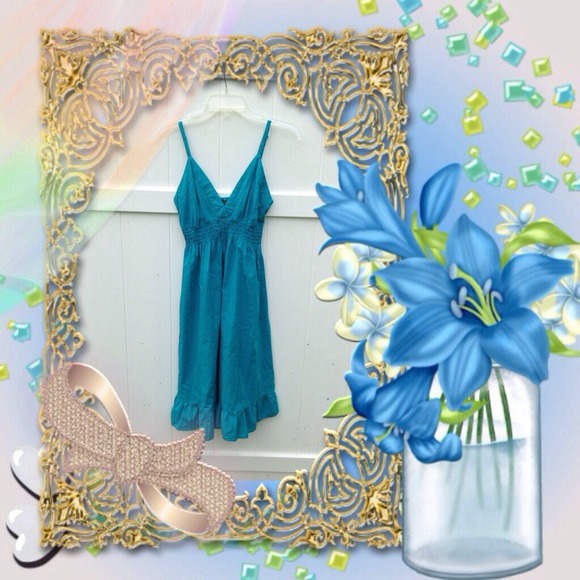 Turquoise dress with adjustable 🚫NOT AVAILABLE 🚫