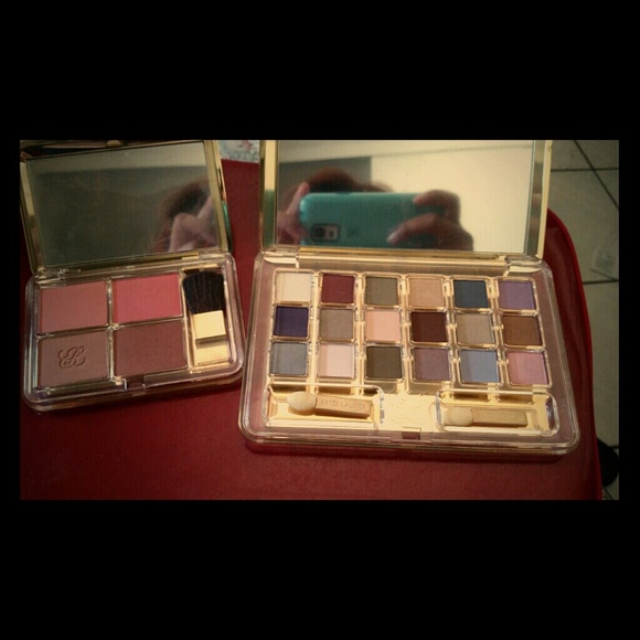 Estee Lauder makeup and case