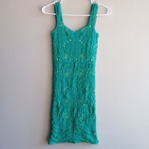 38🅿️🅿️NWT Free People Sleeveless Medallion Slip