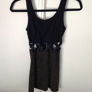 Black dress cross cut waist 🎩