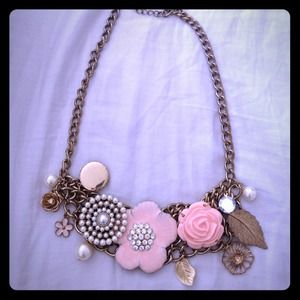Pearl flower pink gold costume necklace
