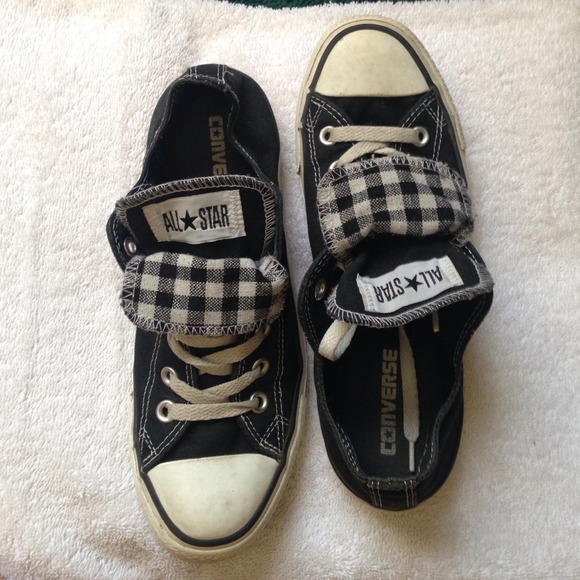 Black converse