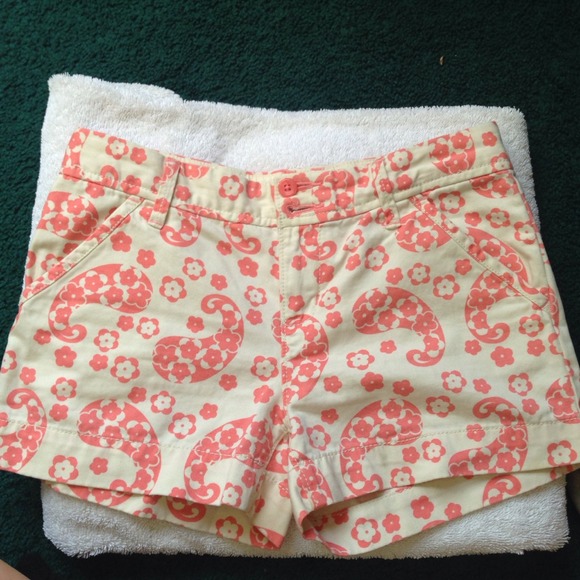 Peach and cream shorts!
