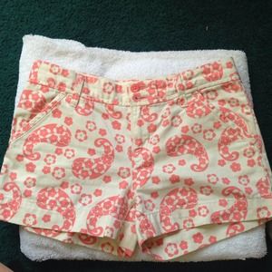 Peach and cream shorts!