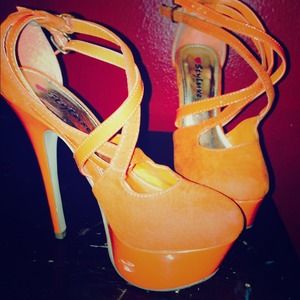 Orange strap heels!