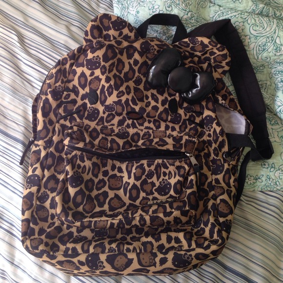 EUC hello kitty backpack!