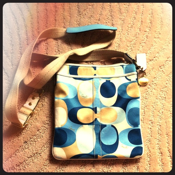 Super stylish sky blue shoulder bag