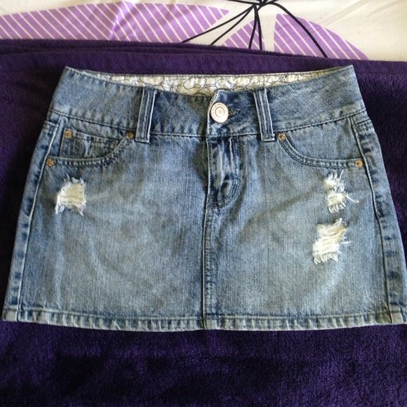 Denim distressed mini skirt