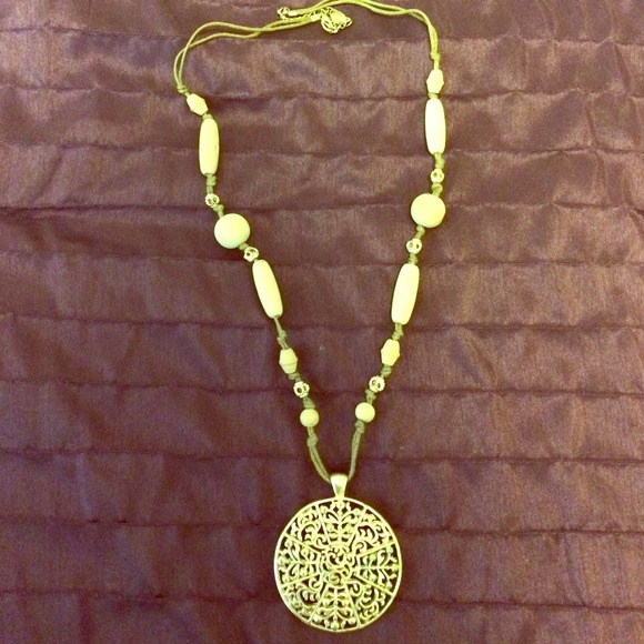 Tribal necklace