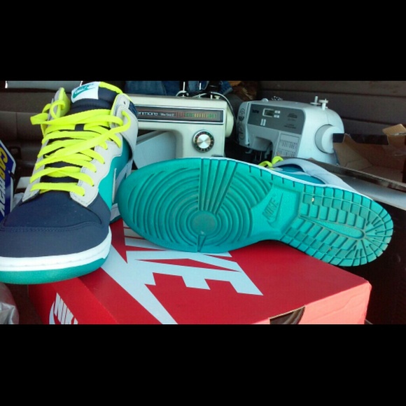 Nike dunk high shoes - Picture 2 of 3