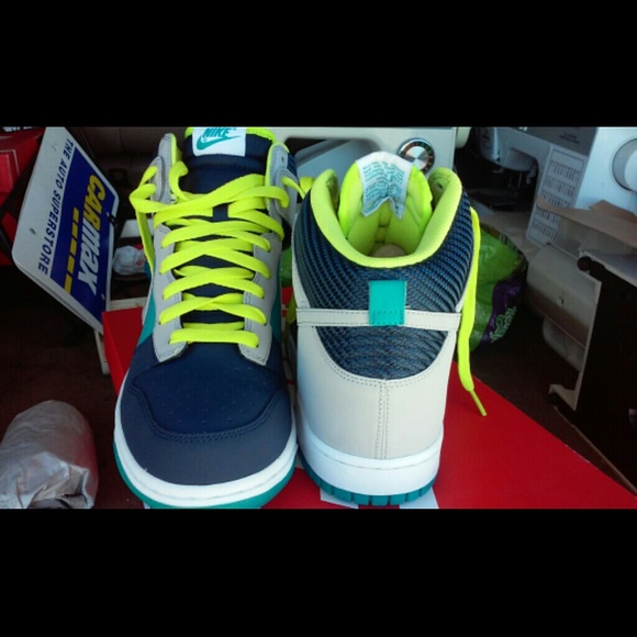 Nike dunk high shoes - Picture 3 of 3