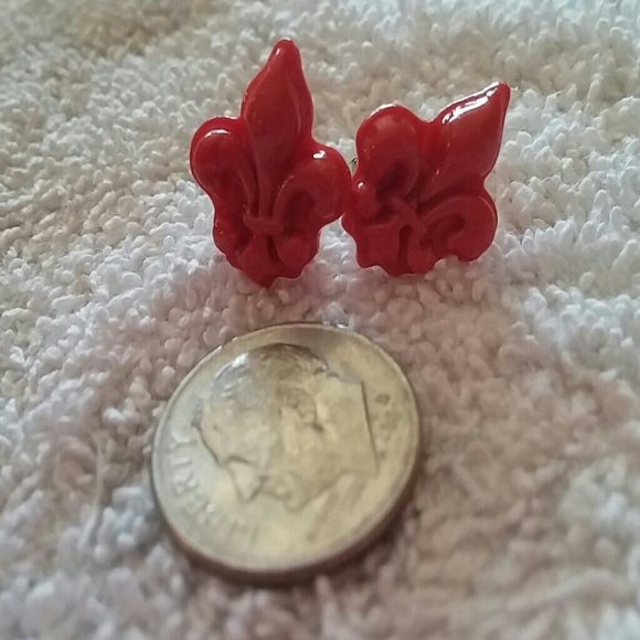 Earrings - Picture 2 of 2