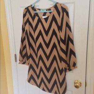 Black & Tan Chevron Karlie Tunic Dress
