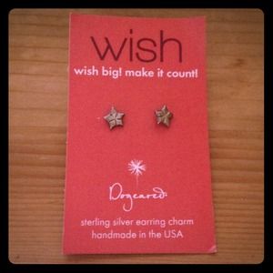 Dogeared make a wish tiny star earrings