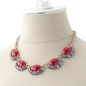 Stella & Dot Mae Necklace