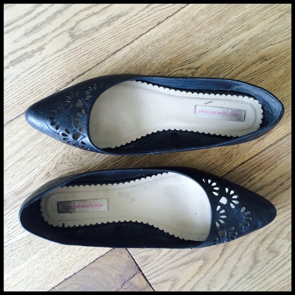 Black faux leather Urban Outfitters flats