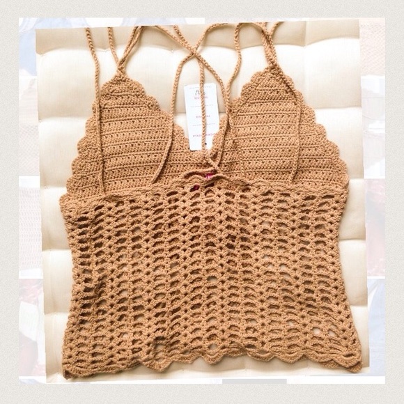 🎉HP🎉Knit top with beads - Picture 4 of 4