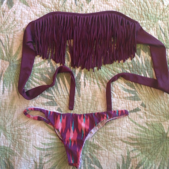 Toripraver swim dusty top in merlot acacia axel
