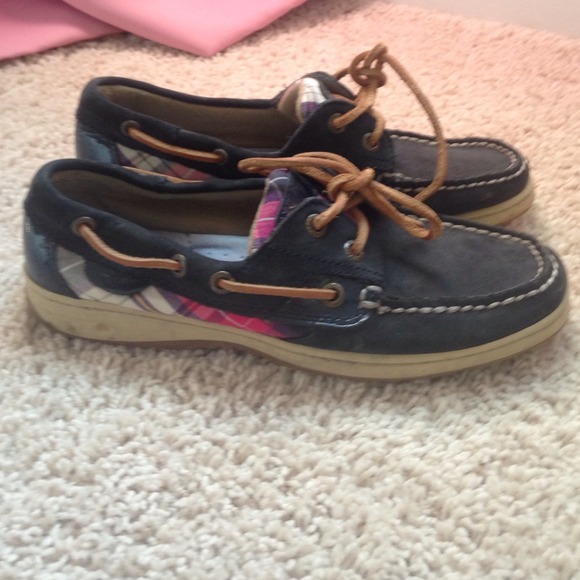 Navy Blue Plaid Sperry's - Picture 1 of 3