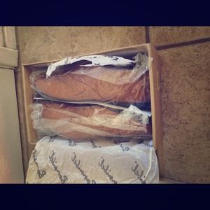 Oxford brown leather shoes