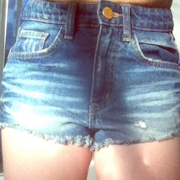 DENIM HIGH RISE SHORTS - Picture 1 of 4