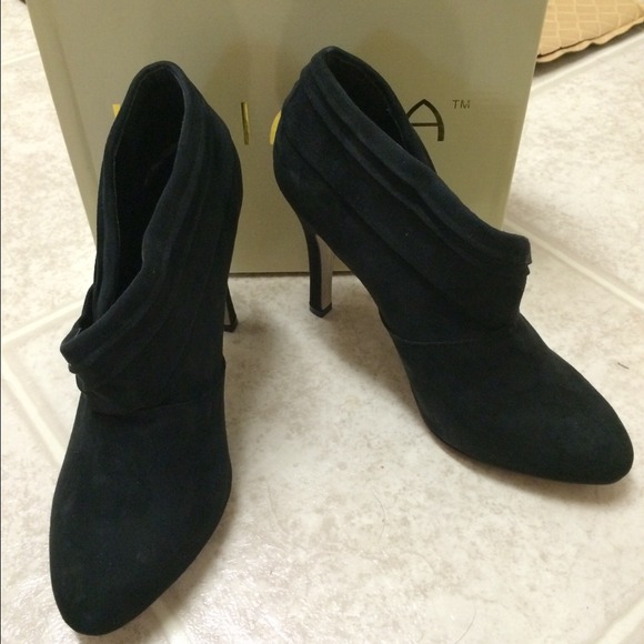 Black faux suede booties. - Picture 4 of 4