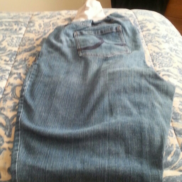 2 pairs Maternity jeans 2x and 3x