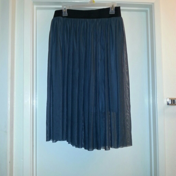 Canari sheer overlay skirt