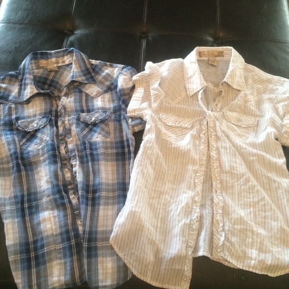 Lot of 2 button ups