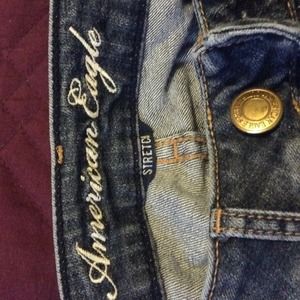 🌟MAKE OFFER 🌟 AE blue jeans <3