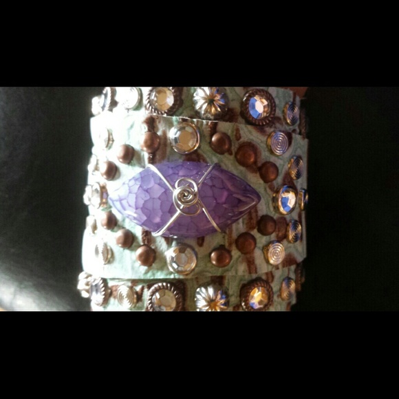 Bundling for a customer Leather Cuff Bracelet