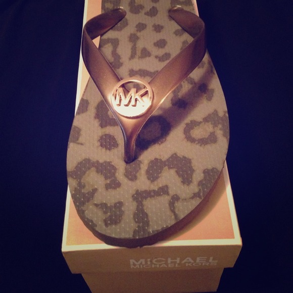NWT Michael Kors Flip Flops