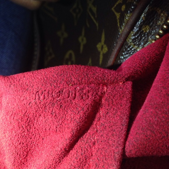 Louis Vuitton crescent additional pics