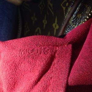 Louis Vuitton crescent additional pics