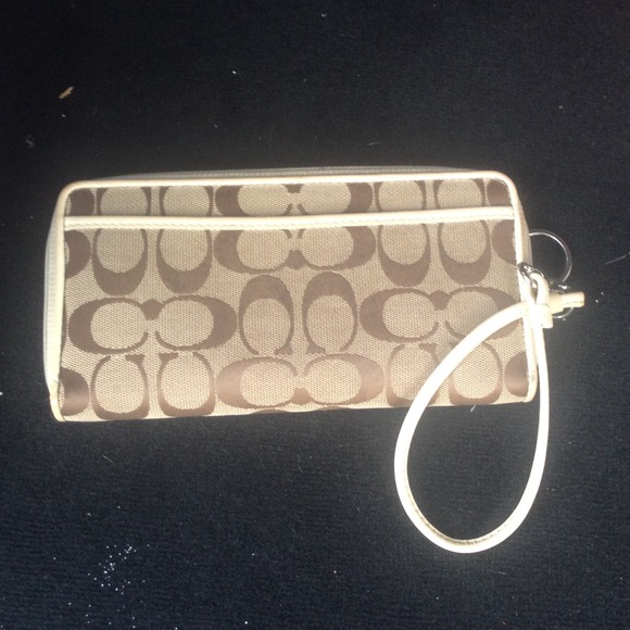 Coach wristlet