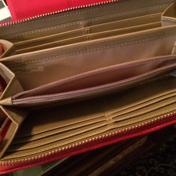 Coach Wallet - Picture 2 of 4